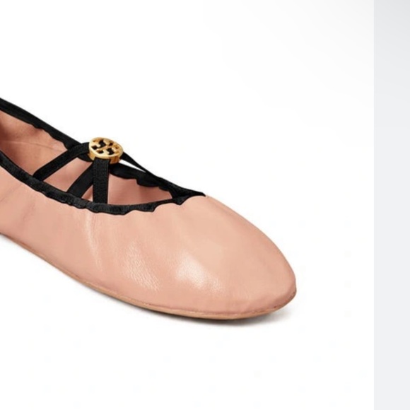 Tory Burch Woman Ballet flats
Blush Size 7.5 Soft Leather - Picture 2 of 13